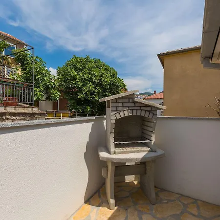 Vakantiehuis Idyllisches Stadthaus Nur 450 Meter Zum Mit Privatparkplatz Und Grill